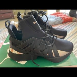 New Puma Muse Echo sz 9